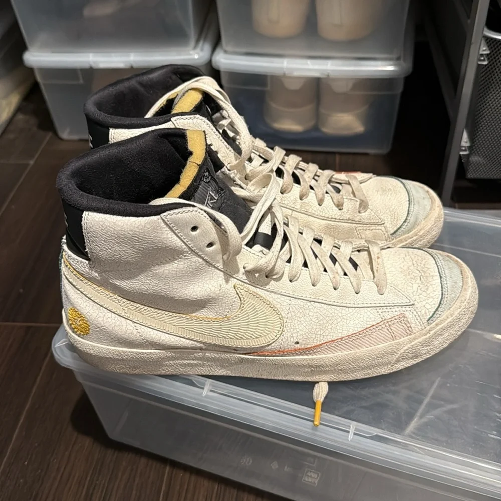 NIKE High-Top BLAZERS Sneakers, 9.5